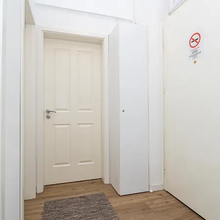 My Treasure Box Apartment *
